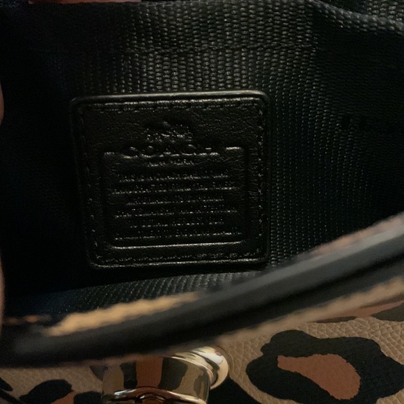COACH Leopard Print Crossbody. Big enough to carry phone, keys, small wallet. - Picture 7 of 12